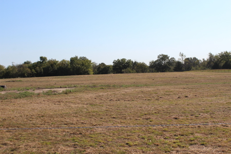 10 Acres with New Perimeter Fencing and Pipe Entrance - image 9