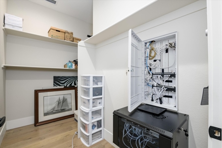 Vacaville, CA Modern Luxury Country Home on 5 Acres for Sale - image 28