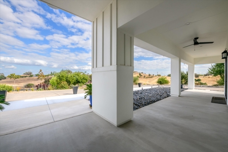 Vacaville, CA Modern Luxury Country Home on 5 Acres for Sale - image 4