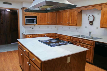 Your Dream Family Home with Pool on Nearly 7 Acres - image 38