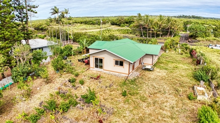 4BR 2BA Hawaii home w/ocean views, gardens, & fruit trees - image 29
