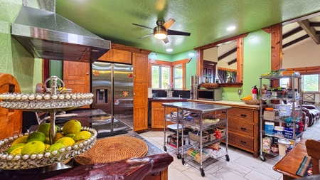 4BR 2BA Hawaii home w/ocean views, gardens, & fruit trees - image 11