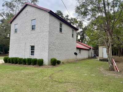 2-Story Brick home for sale with 5B/2B in Slocomb, AL - image 2