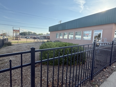 Commercial Property, Prime Location in Kahoka, MO - image 3
