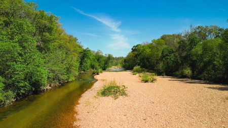 Exclusive Riverfront Property on the North Fork of White River - image 15