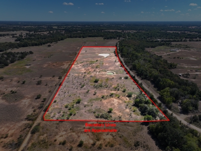 21+ Acres of Prime Fenced Pastureland in Rockdale, TX – AG Exempt - image 1