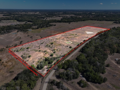 21+ Acres of Prime Fenced Pastureland in Rockdale, TX – AG Exempt - image 2
