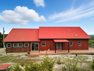 Private Luxury Home on 23 Acres with Views & Spa - image 2