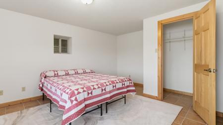 Private Luxury Home on 23 Acres with Views & Spa - image 16