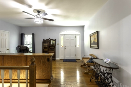 Riverfront Home for Sale in Cherokee Village AR - image 17