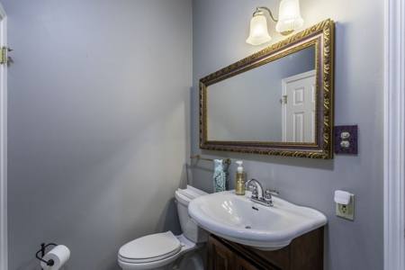 Riverfront Home for Sale in Cherokee Village AR - image 16