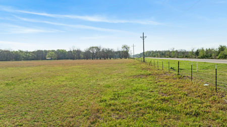 Peaceful 43± Acre Retreat Near Paris, TX - image 7