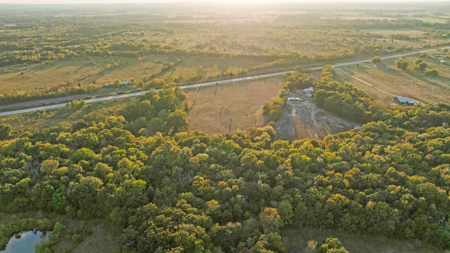 Peaceful 43± Acre Retreat Near Paris, TX - image 3