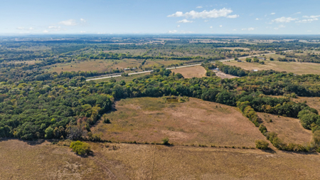 Peaceful 43± Acre Retreat Near Paris, TX - image 12