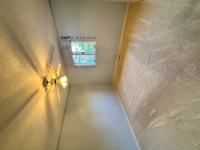 Beautiful Lakefront 3-bedroom 2.5-bath brick home. - image 19