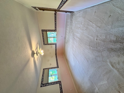 Beautiful Lakefront 3-bedroom 2.5-bath brick home. - image 15