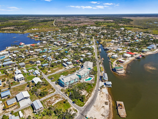 Horseshoe Beach Condo Gulf View Near Boat Ramp
