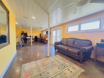 Luxury Country Home And Land For Sale In Arkansas - image 26