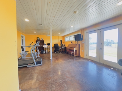 Luxury Country Home And Land For Sale In Arkansas - image 27