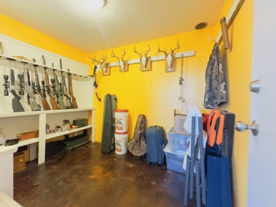 Luxury Country Home And Land For Sale In Arkansas - image 36