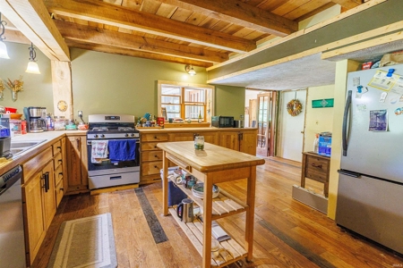 Solsberry Hill Estate – Secluded 27.5-Acre Retreat in Owen County - image 5