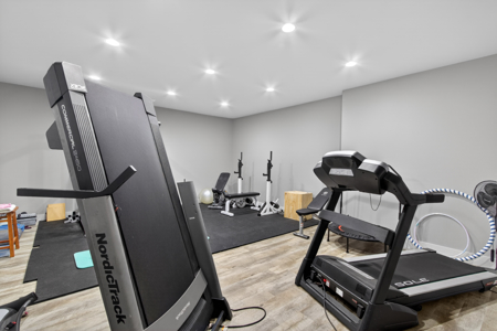 Pryor, Oklahoma Luxury Lake Home For Sale - image 35