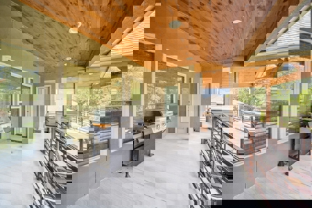 Pryor, Oklahoma Luxury Lake Home For Sale - image 28