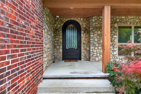 Pryor, Oklahoma Luxury Lake Home For Sale - image 5