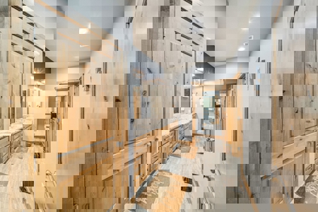 Pryor, Oklahoma Luxury Lake Home For Sale - image 25