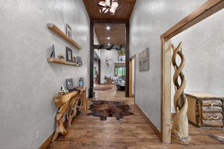 Pryor, Oklahoma Luxury Lake Home For Sale - image 6