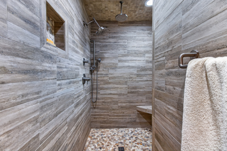 Pryor, Oklahoma Luxury Lake Home For Sale - image 30