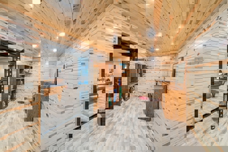 Pryor, Oklahoma Luxury Lake Home For Sale - image 37