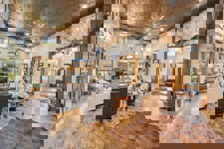 Pryor, Oklahoma Luxury Lake Home For Sale - image 17