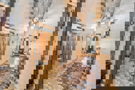 Pryor, Oklahoma Luxury Lake Home For Sale - image 9