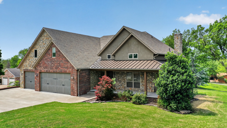 Pryor, Oklahoma Luxury Lake Home For Sale - image 3