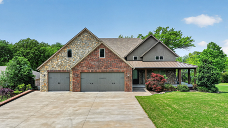 Pryor, Oklahoma Luxury Lake Home For Sale - image 2