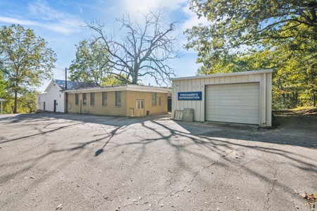 American Craftsman Bungalow on Large Lot in Booneville, MS - image 27