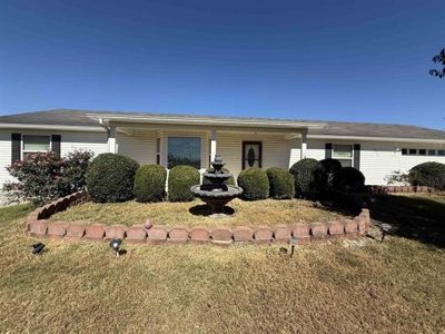 Country Home with acreage near Hot Springs, AR - image 2