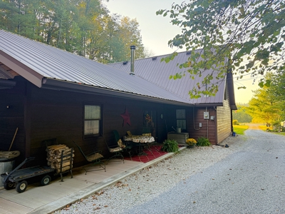 Country Home On 14+/- Acres - Park Like Setting - Liberty, Ky. - image 10