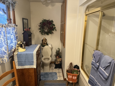 Country Home On 14+/- Acres - Park Like Setting - Liberty, Ky. - image 32