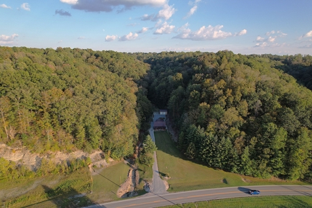 Country Home On 14+/- Acres - Park Like Setting - Liberty, Ky. - image 5