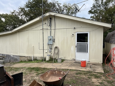 2 Homes Fronting Gov’T Strip On Bull Shoals Lake - image 3