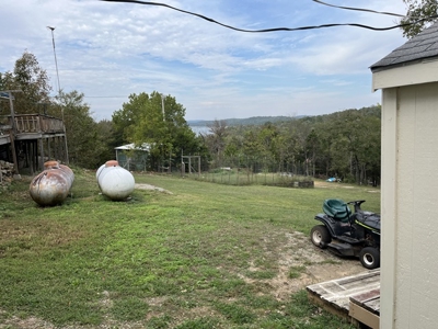 2 Homes Fronting Gov’T Strip On Bull Shoals Lake - image 4