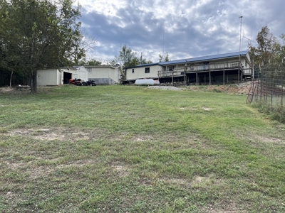 2 Homes Fronting Gov’T Strip On Bull Shoals Lake - image 1