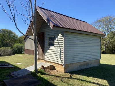 Country Home For Sale In Tn, 2 New Shops & Outbuildings - image 45
