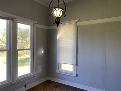 Country Home For Sale In Tn, 2 New Shops & Outbuildings - image 18