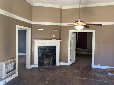 Country Home For Sale In Tn, 2 New Shops & Outbuildings - image 7