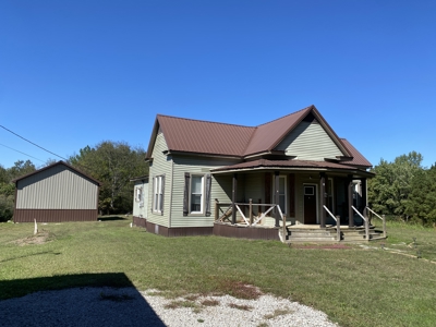 Country Home For Sale In Tn, 2 New Shops & Outbuildings - image 39