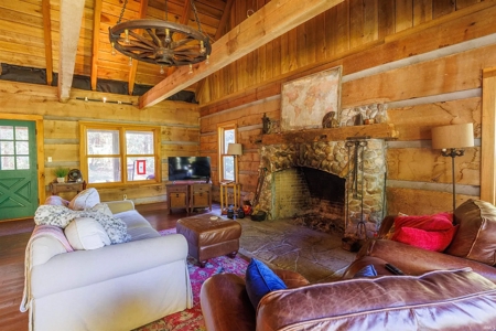 Hilltop Log Cabin Retreat Online Auction - image 5