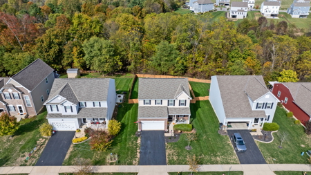 Exceptional One-Owner Maronda Home in Leafy Dell Subdivision - image 7